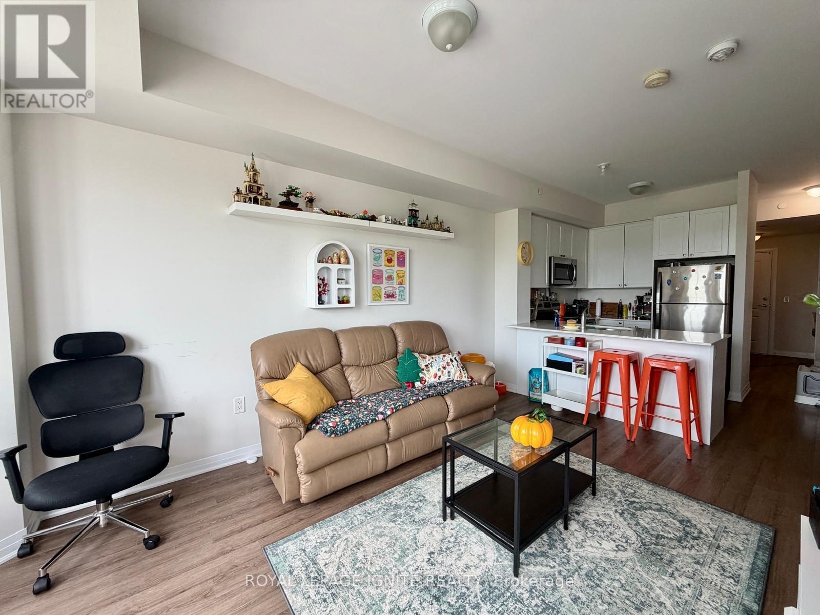 #301 65 SHIPWAY AVENUE - Image 18