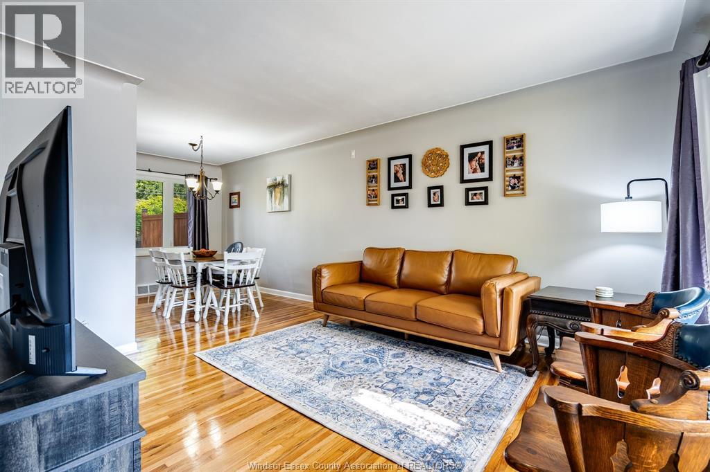 3260 Everts AVENUE - 2