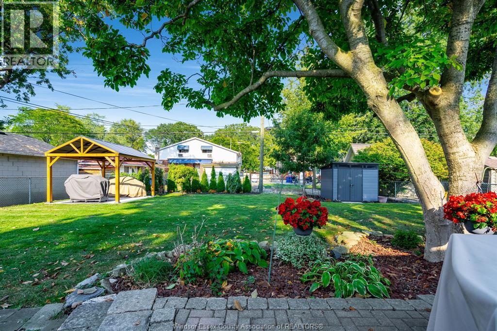 3260 Everts AVENUE - 29