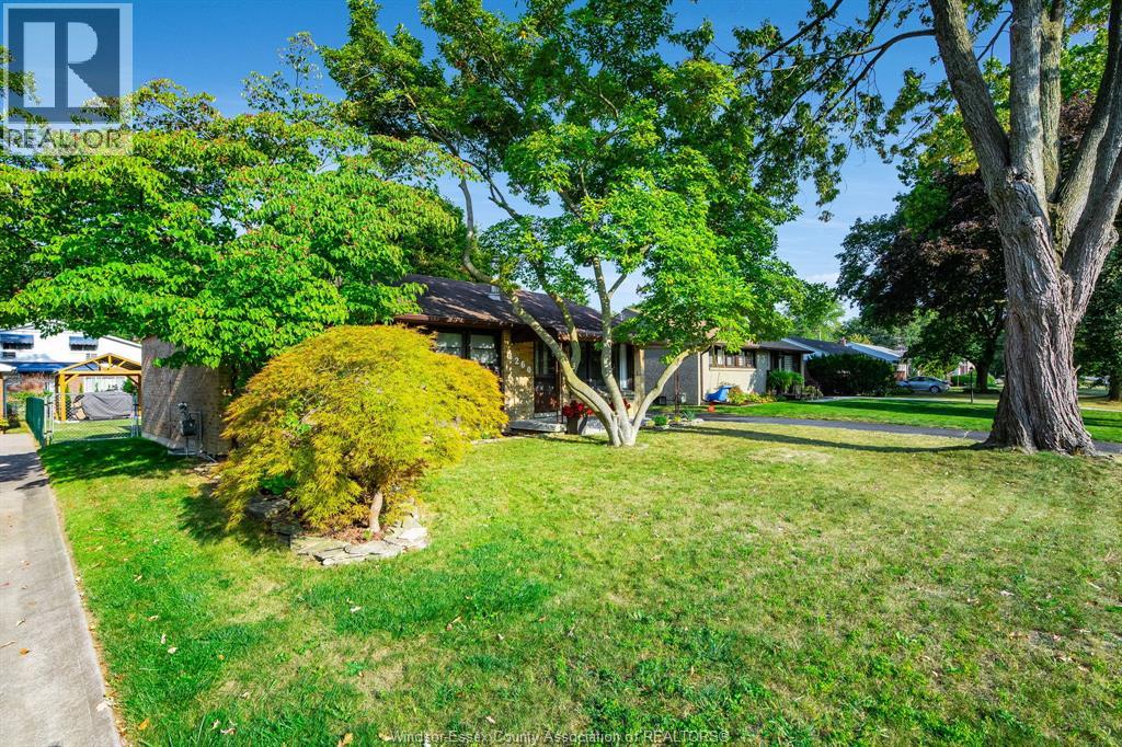 3260 Everts AVENUE - 37