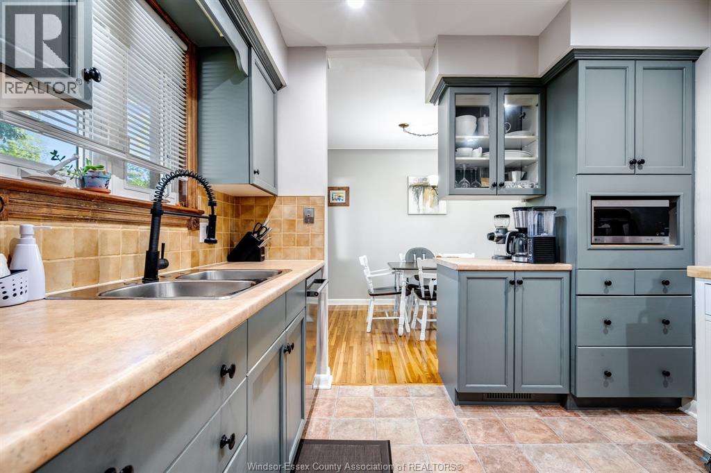 3260 Everts AVENUE - 9