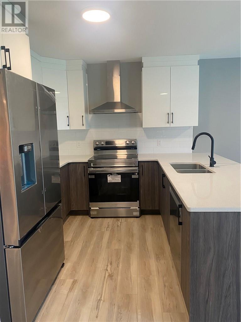 144 Meadowbrook Road Unit# Lower Unit, Azilda — photo 3