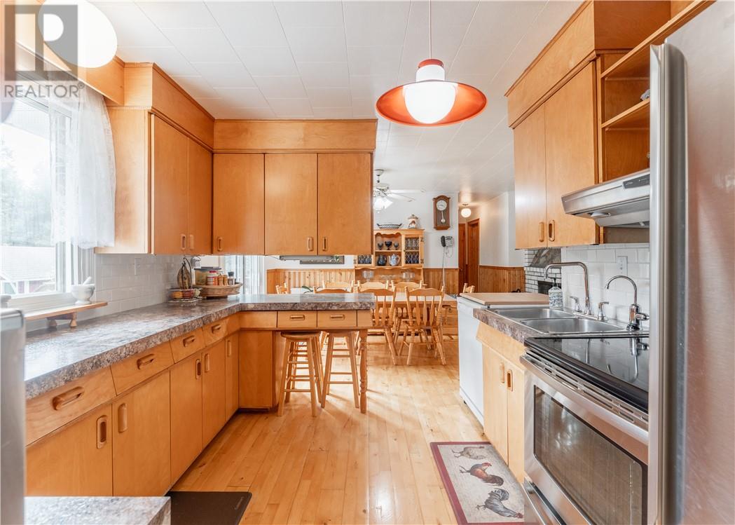 163 Patricia Street - 12