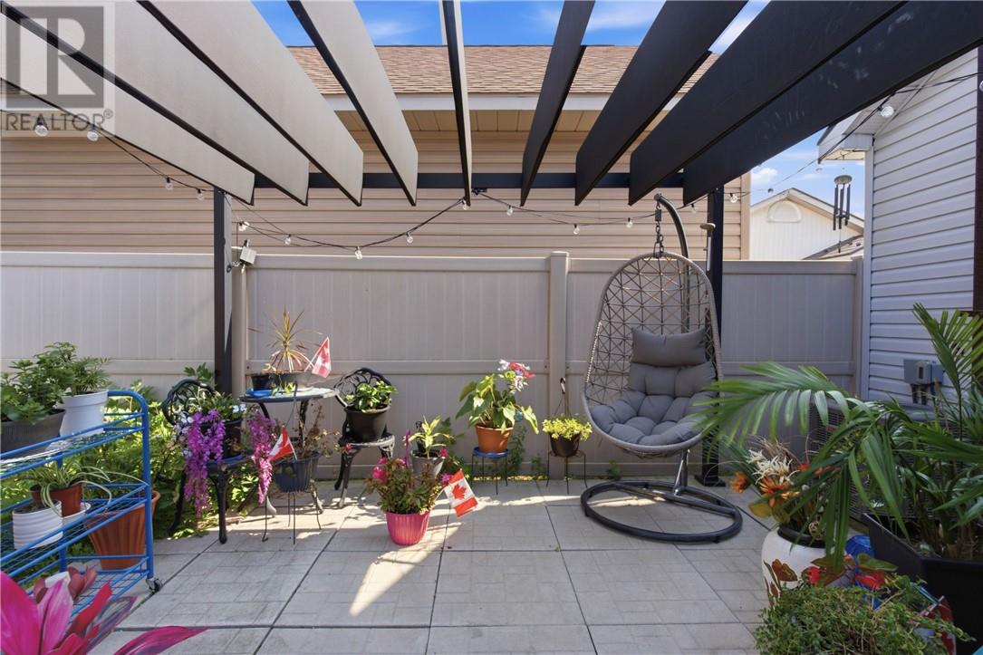 526 WOOD Street - Image 11
