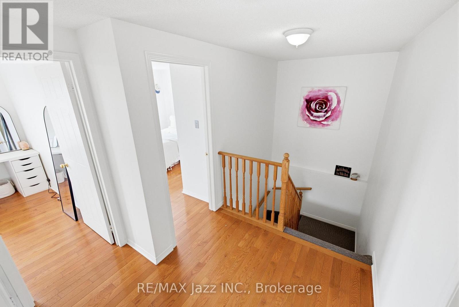1855 DALHOUSIE CRESCENT - 20