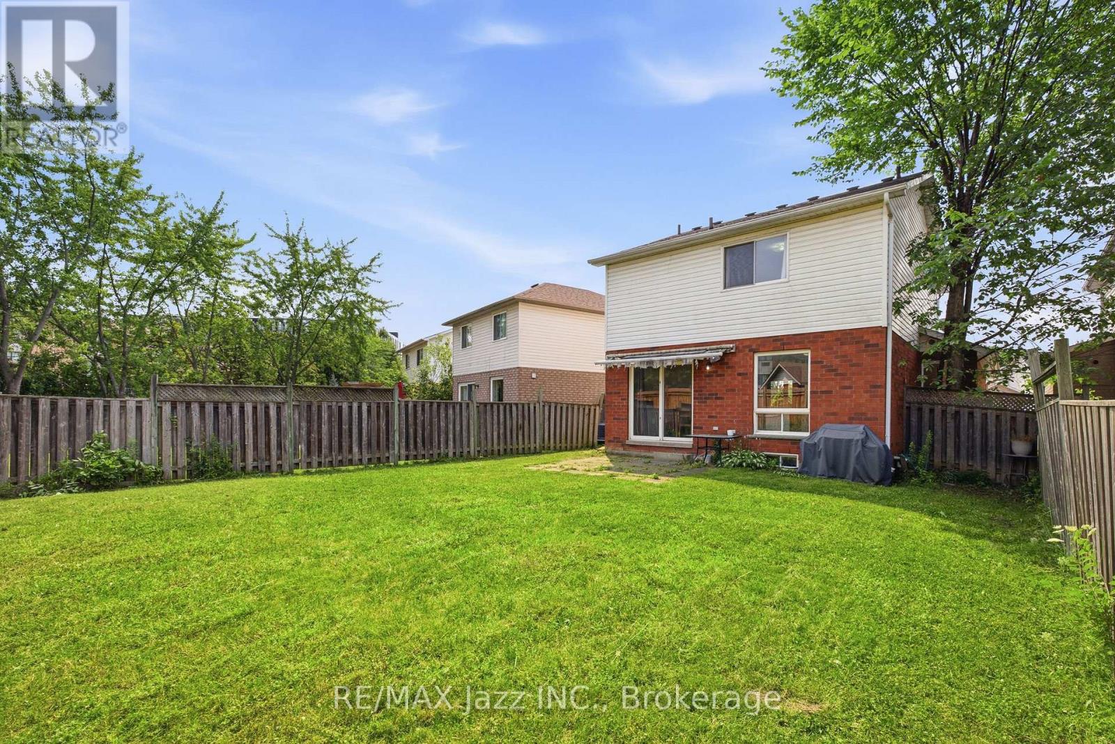1855 DALHOUSIE CRESCENT - 40