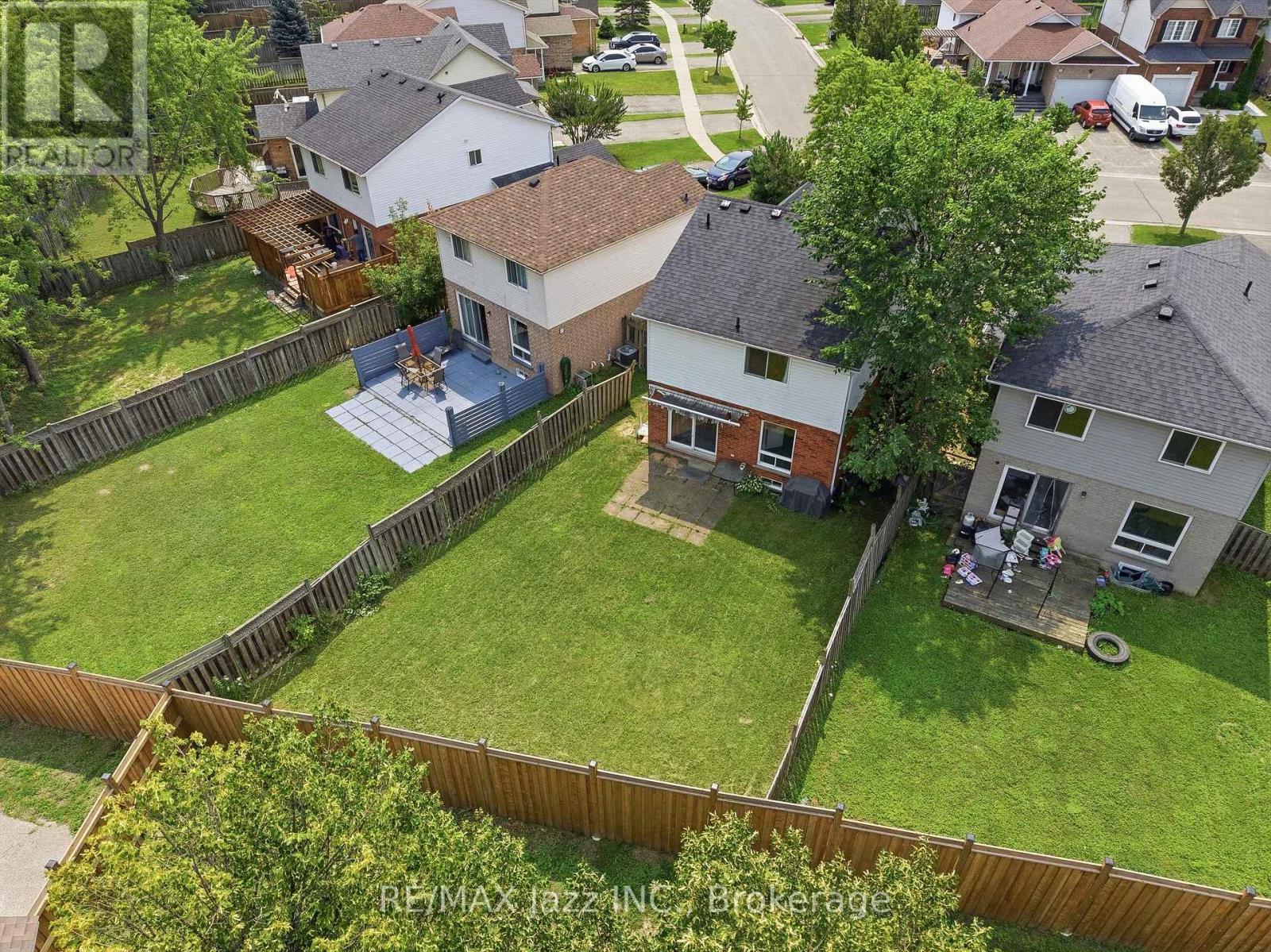 1855 DALHOUSIE CRESCENT - 41