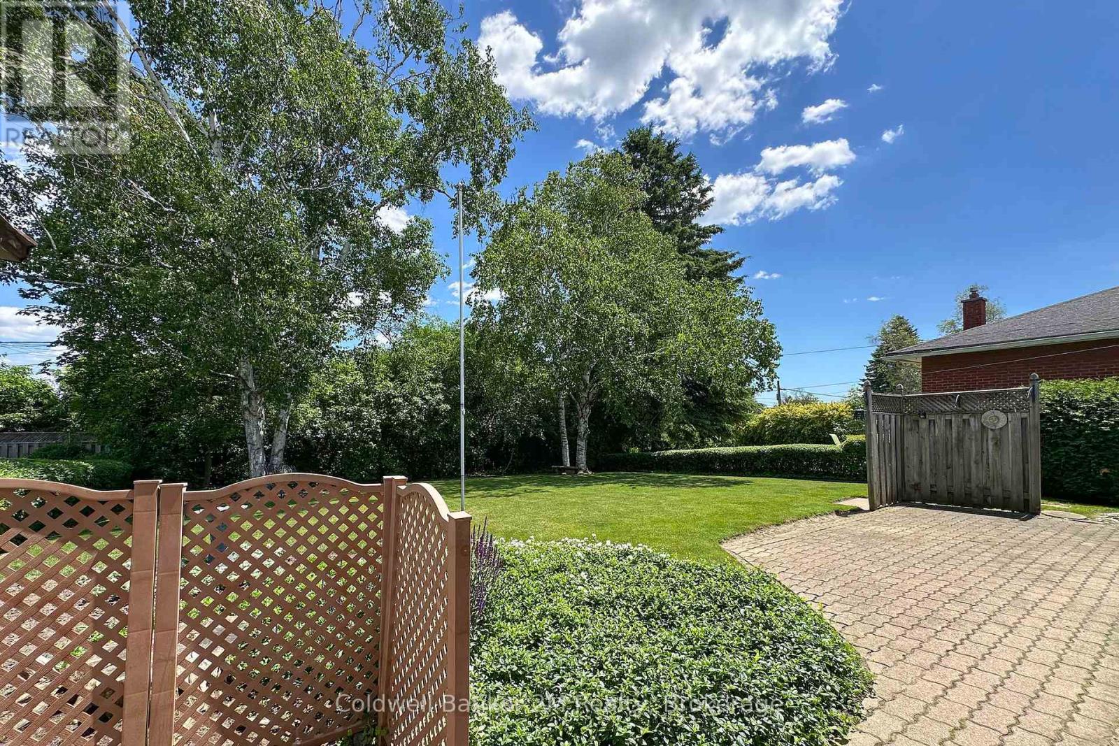 453 ROSMERE STREET - 15