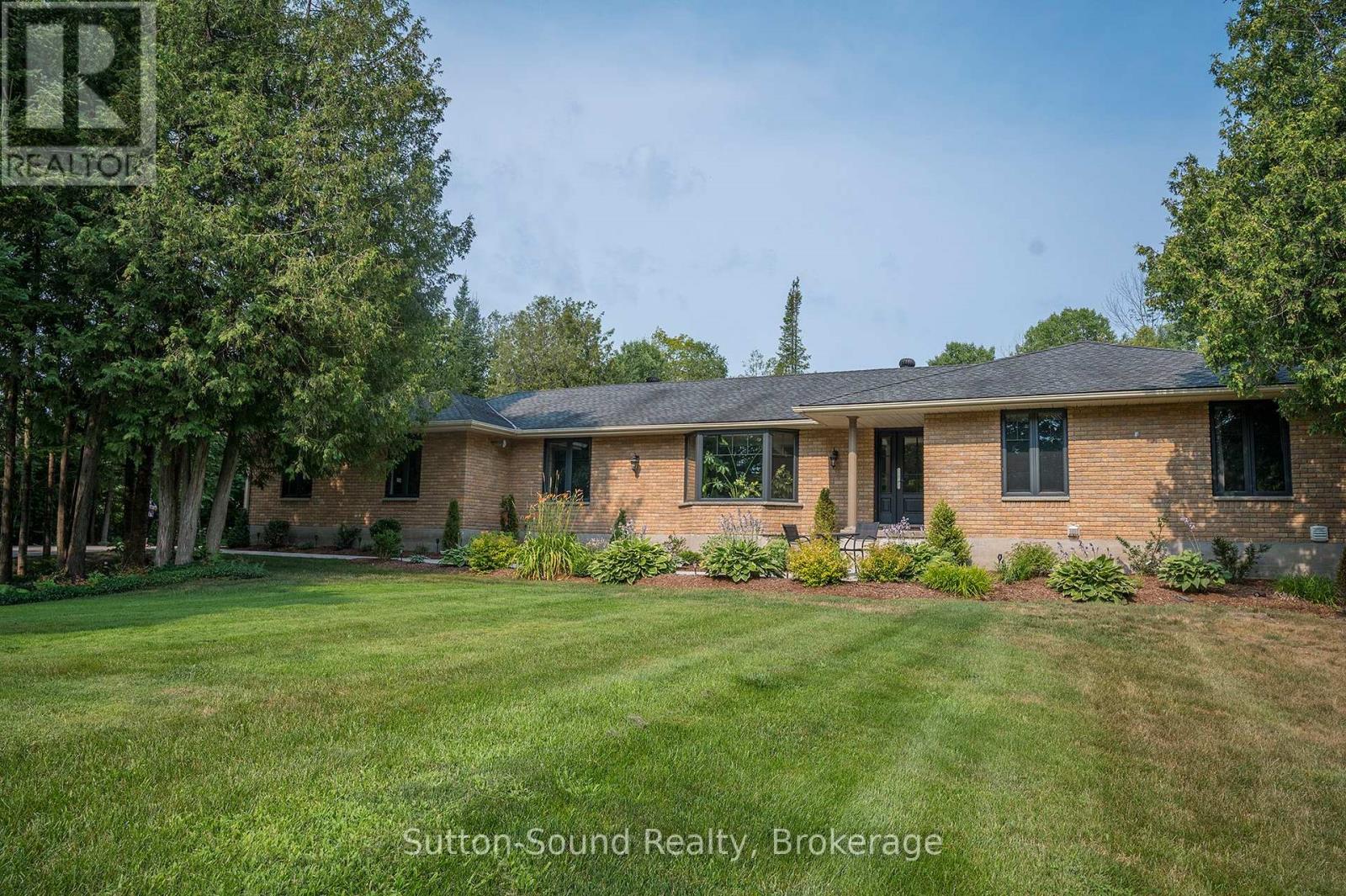 286 BALMY BEACH ROAD N - 1