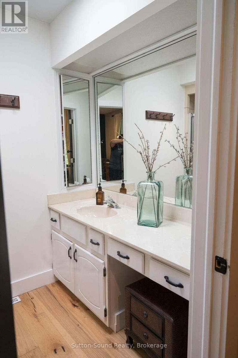 286 BALMY BEACH ROAD N - Image 24