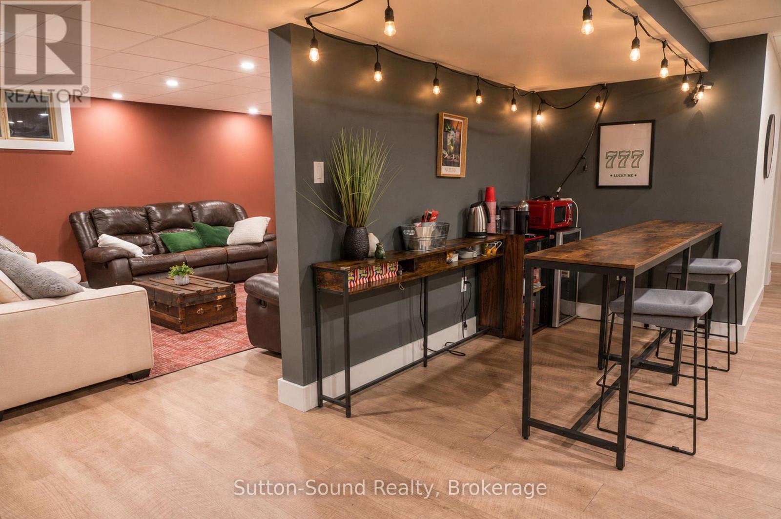 286 BALMY BEACH ROAD N - 27