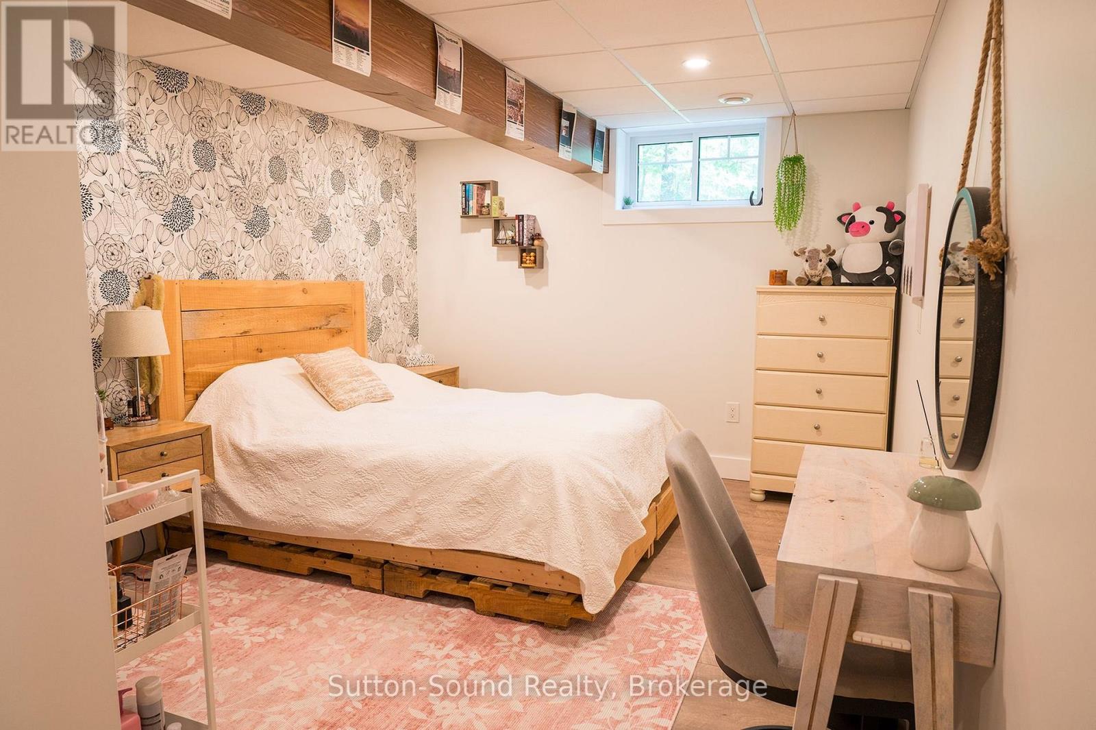 286 BALMY BEACH ROAD N - 34