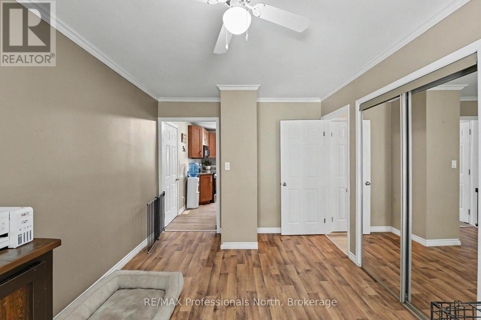 12 STOUFFER STREET - 16