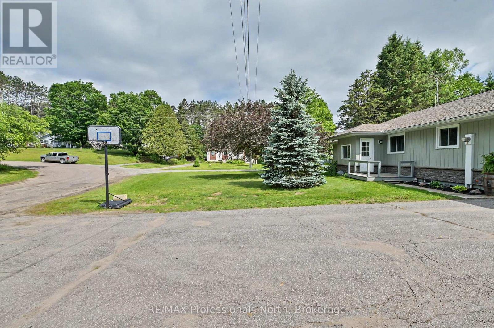 12 STOUFFER STREET - Image 4