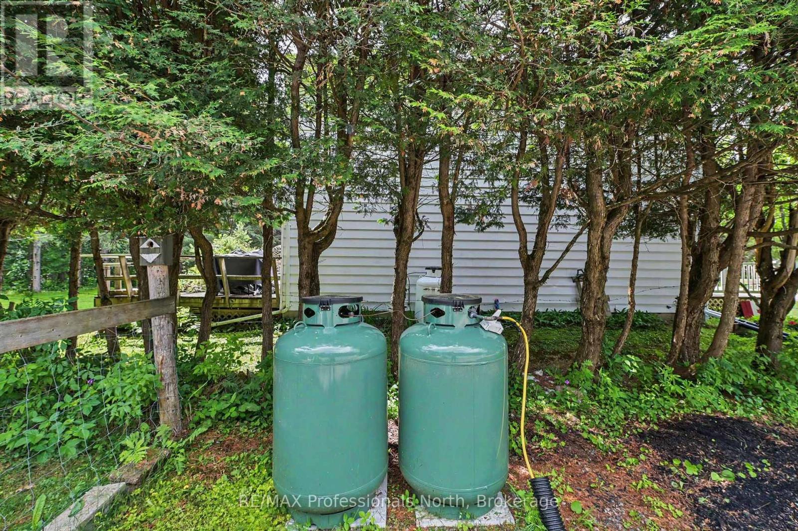 12 STOUFFER STREET - Image 44