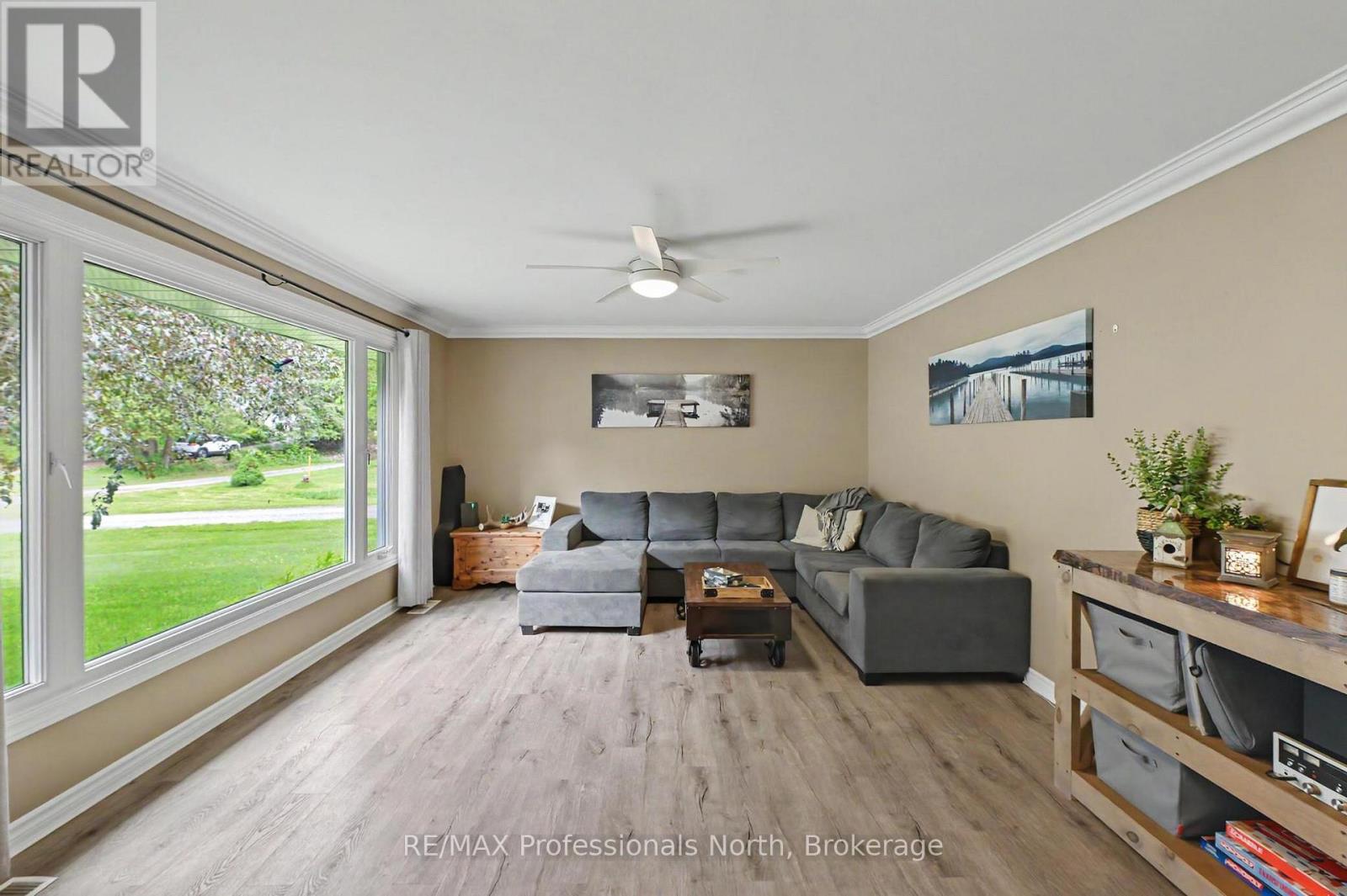 12 STOUFFER STREET - Image 6