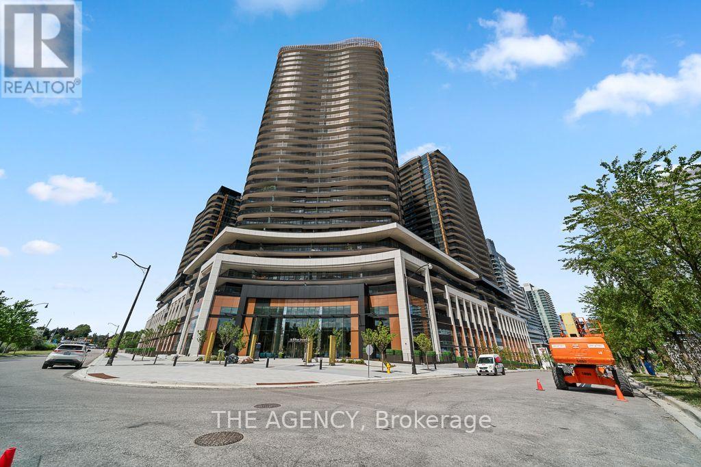 Photo of 18 Esther Shiner Boulevard