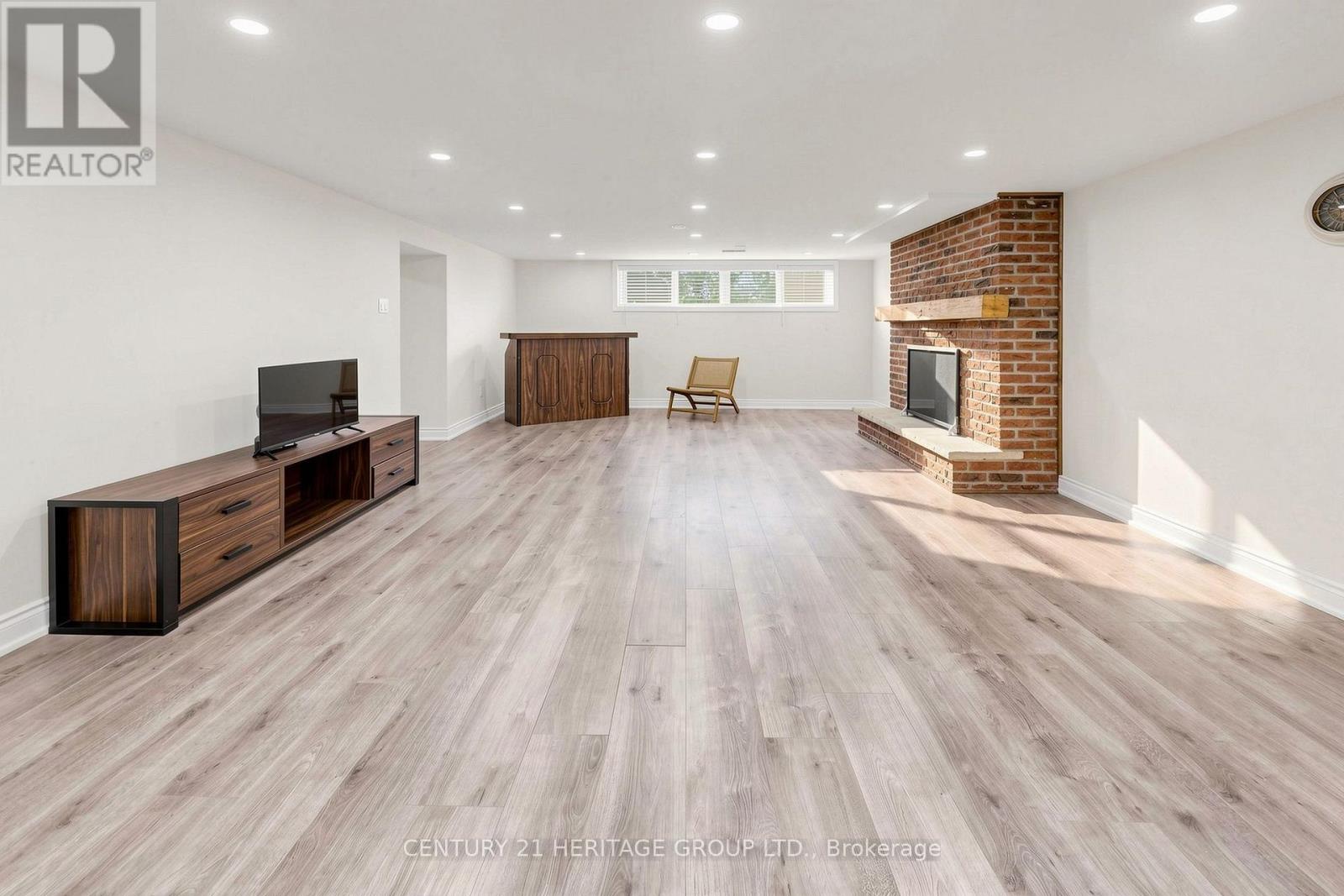 11 ELYNHILL DRIVE - Image 30