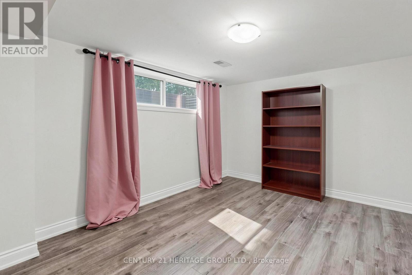 11 ELYNHILL DRIVE - Image 33