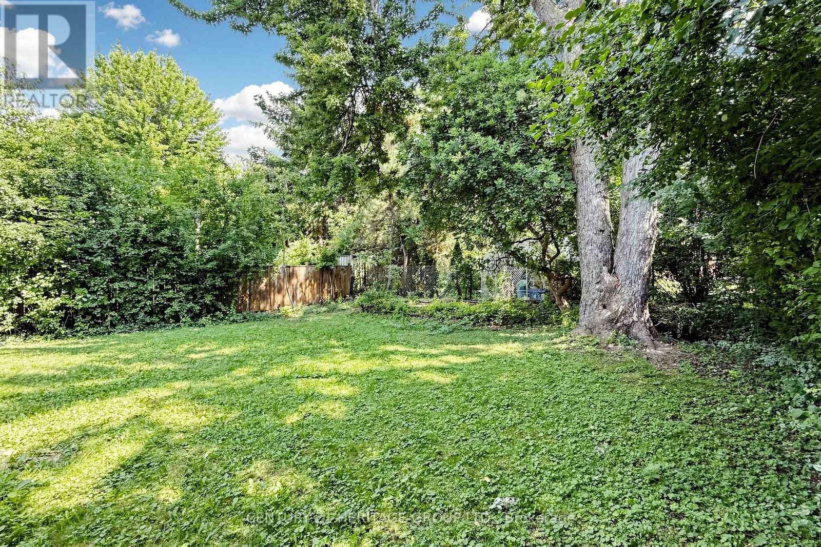 11 ELYNHILL DRIVE - 46