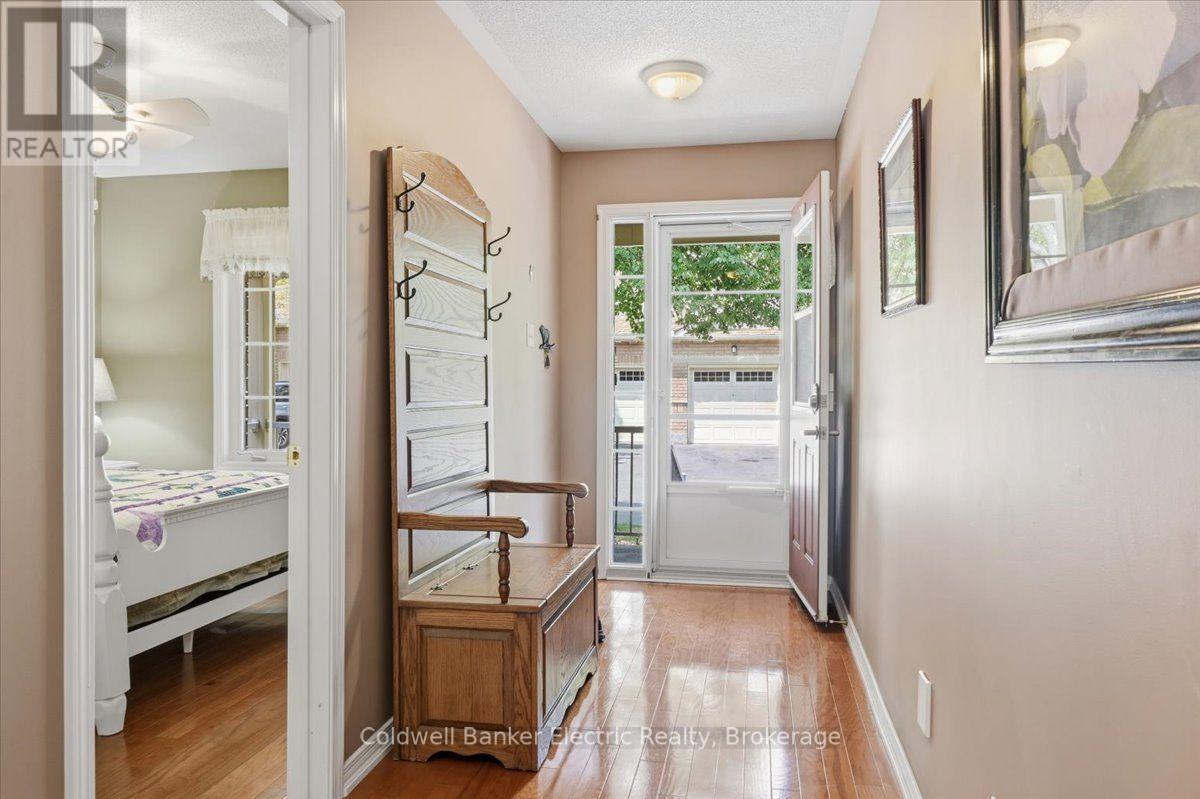 #13 877 WENTWORTH STREET - Image 7