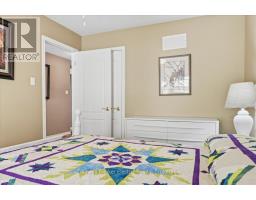 13 - 877 Wentworth Street, Peterborough, ON K9J8R7 Photo 9