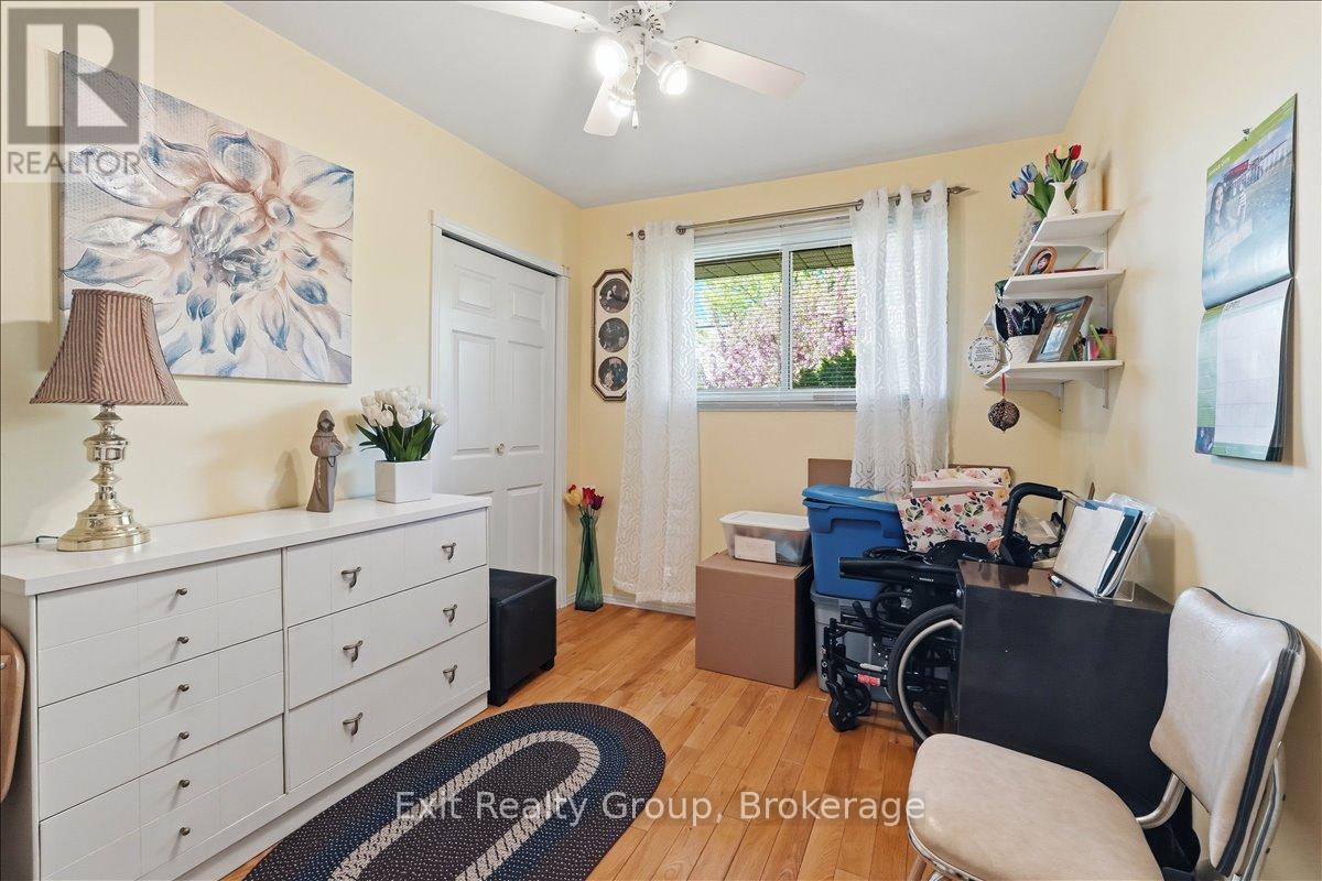 102836 HIGHWAY 7 - 16
