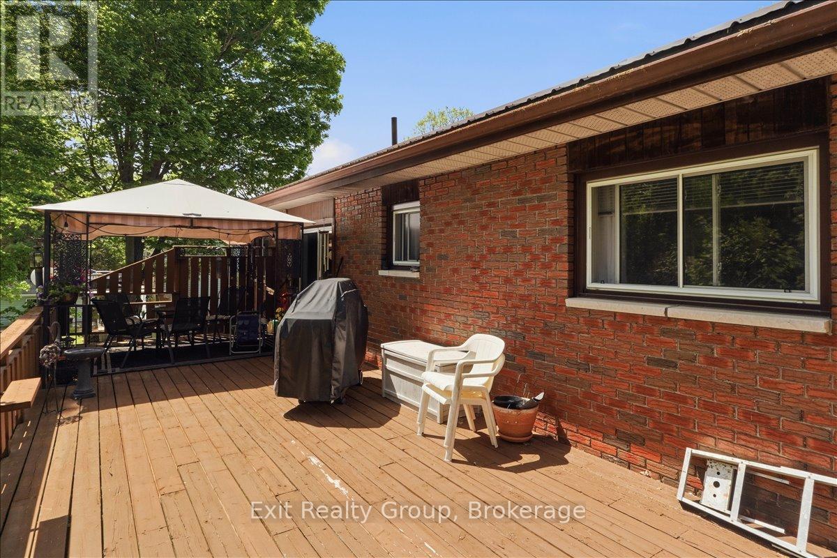 102836 HIGHWAY 7 - 26