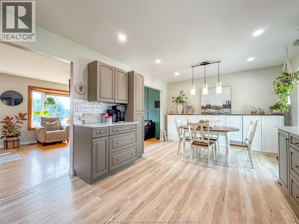 281 FAIRVIEW East - 12