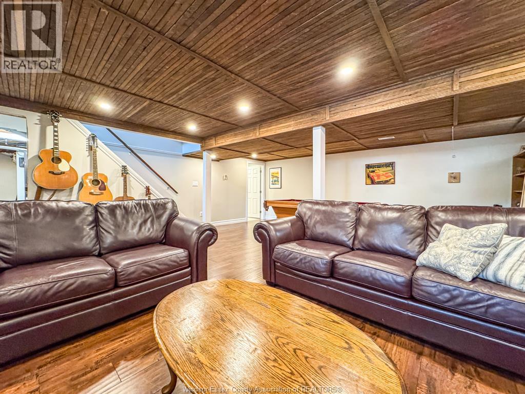 281 FAIRVIEW East - Image 27