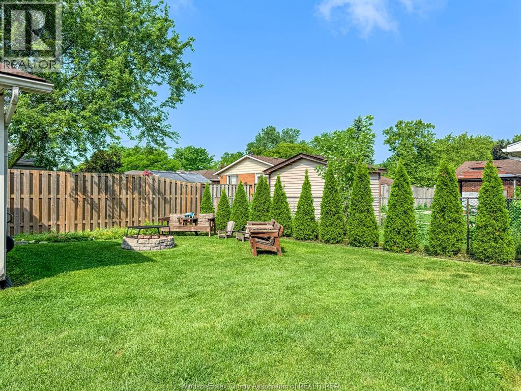 281 FAIRVIEW East - Image 35