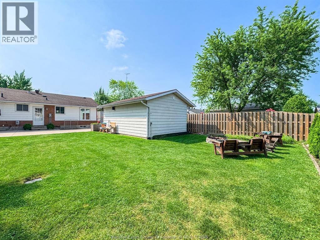 281 FAIRVIEW East - 34
