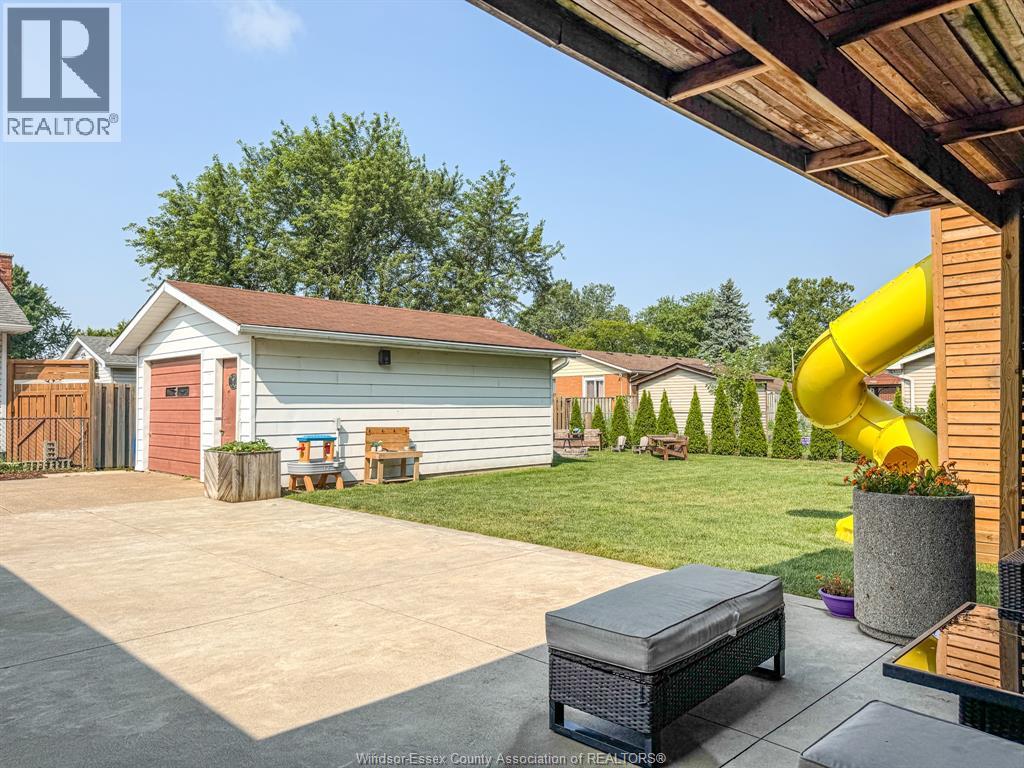 281 FAIRVIEW East - Image 39