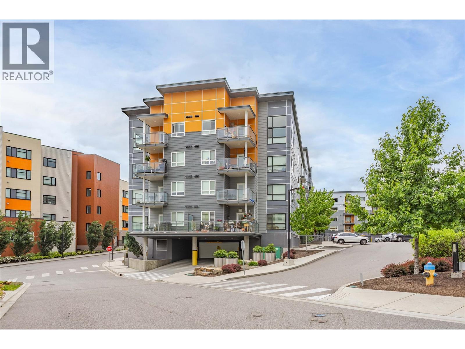 #417 722 Valley Road - 2