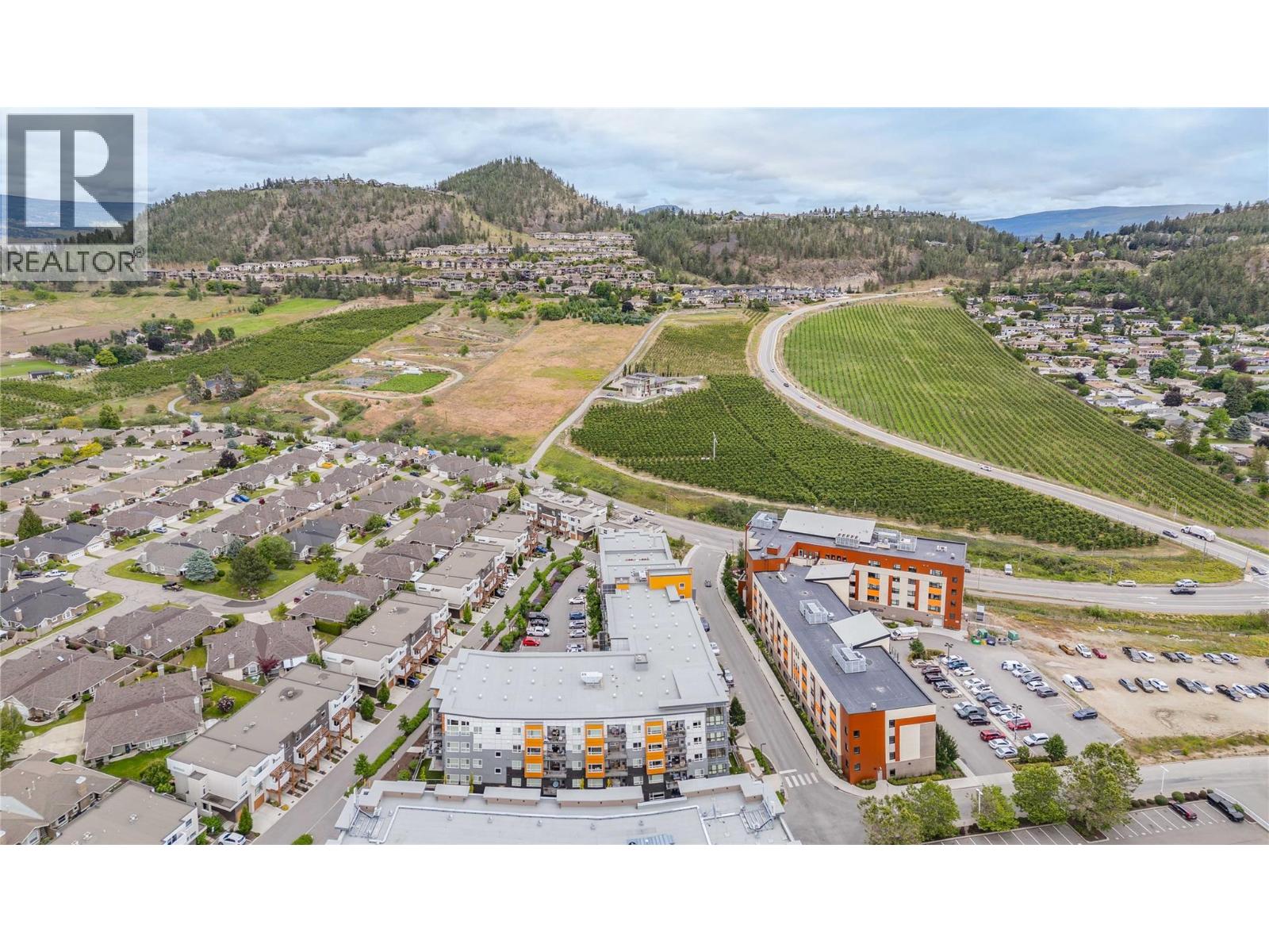 #417 722 Valley Road - 35
