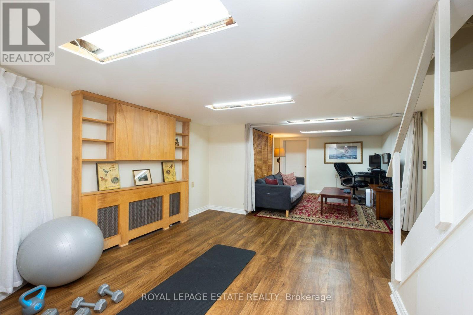 57 HERBERT AVENUE - Image 29