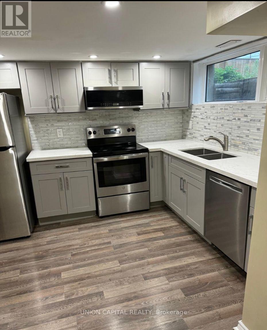 Photo of 427 Rossland Road