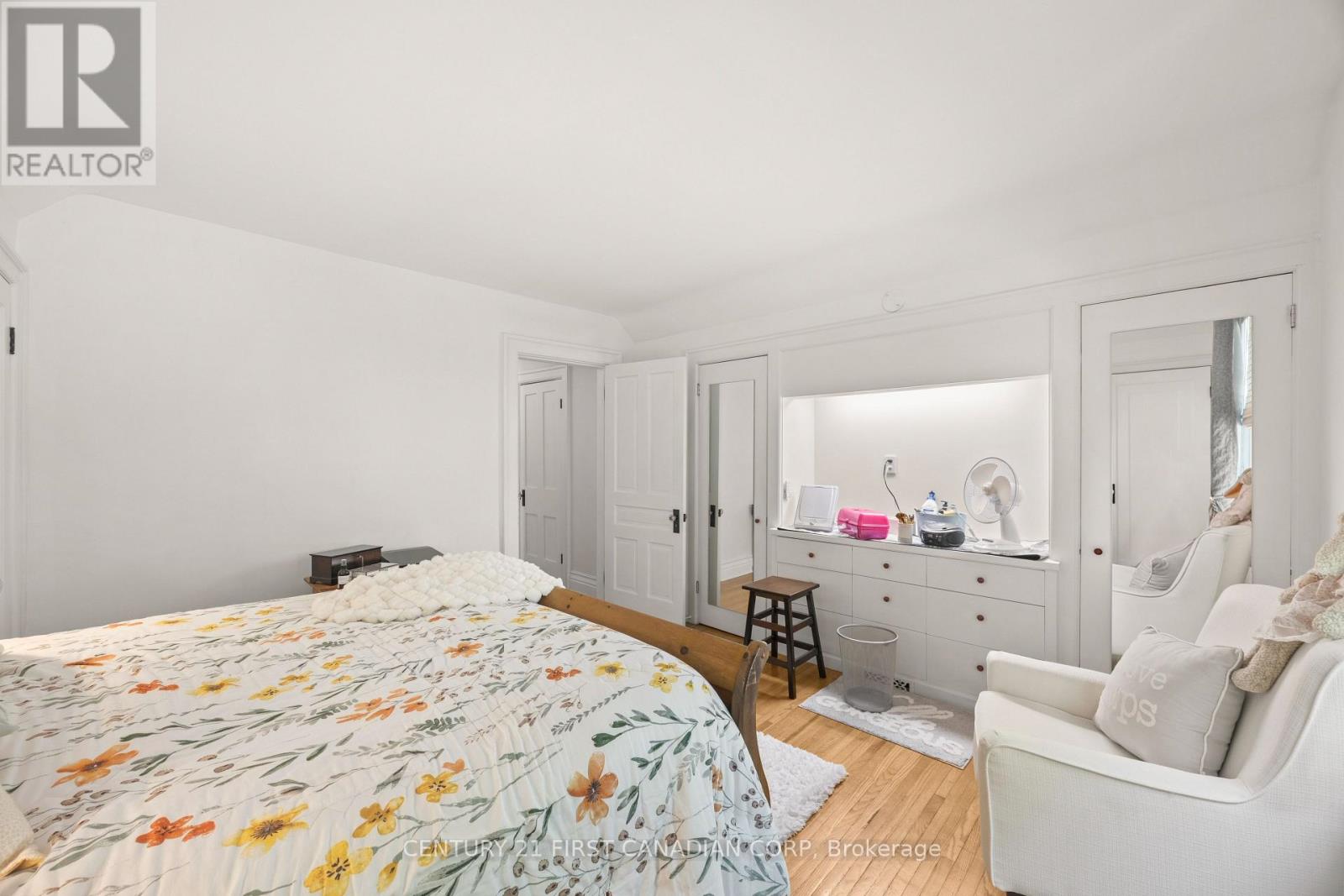 330 CHEAPSIDE STREET - Image 22