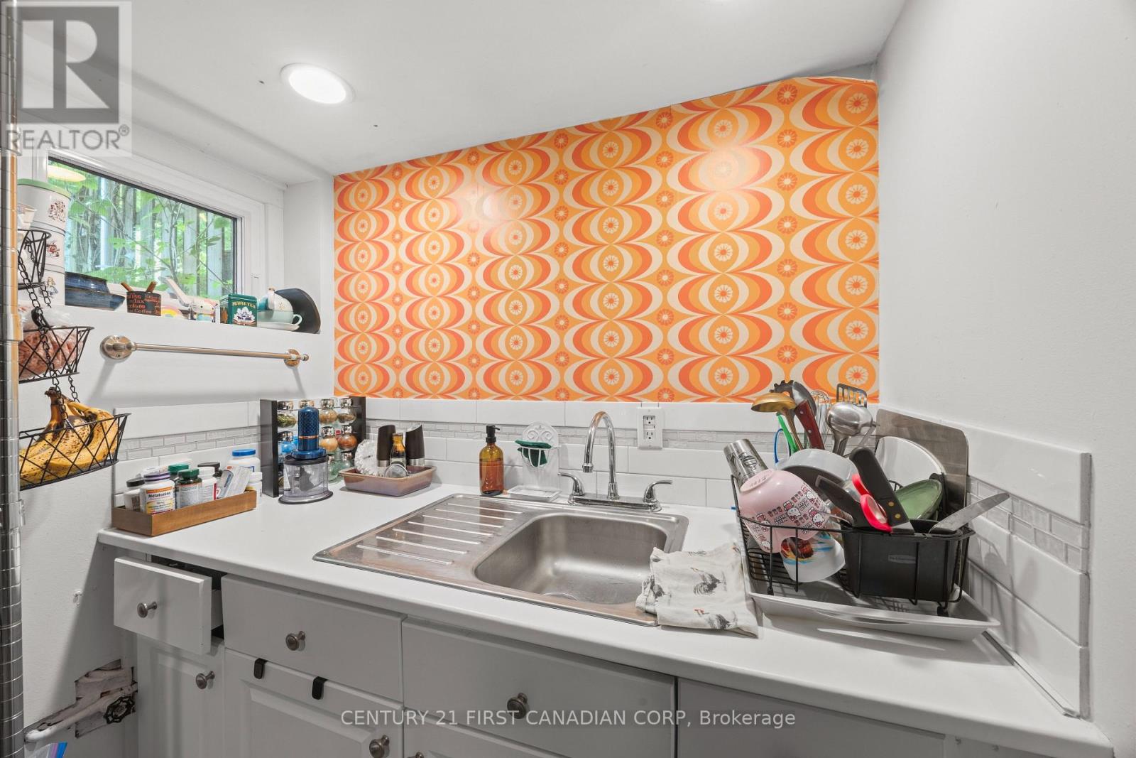 330 CHEAPSIDE STREET - Image 26
