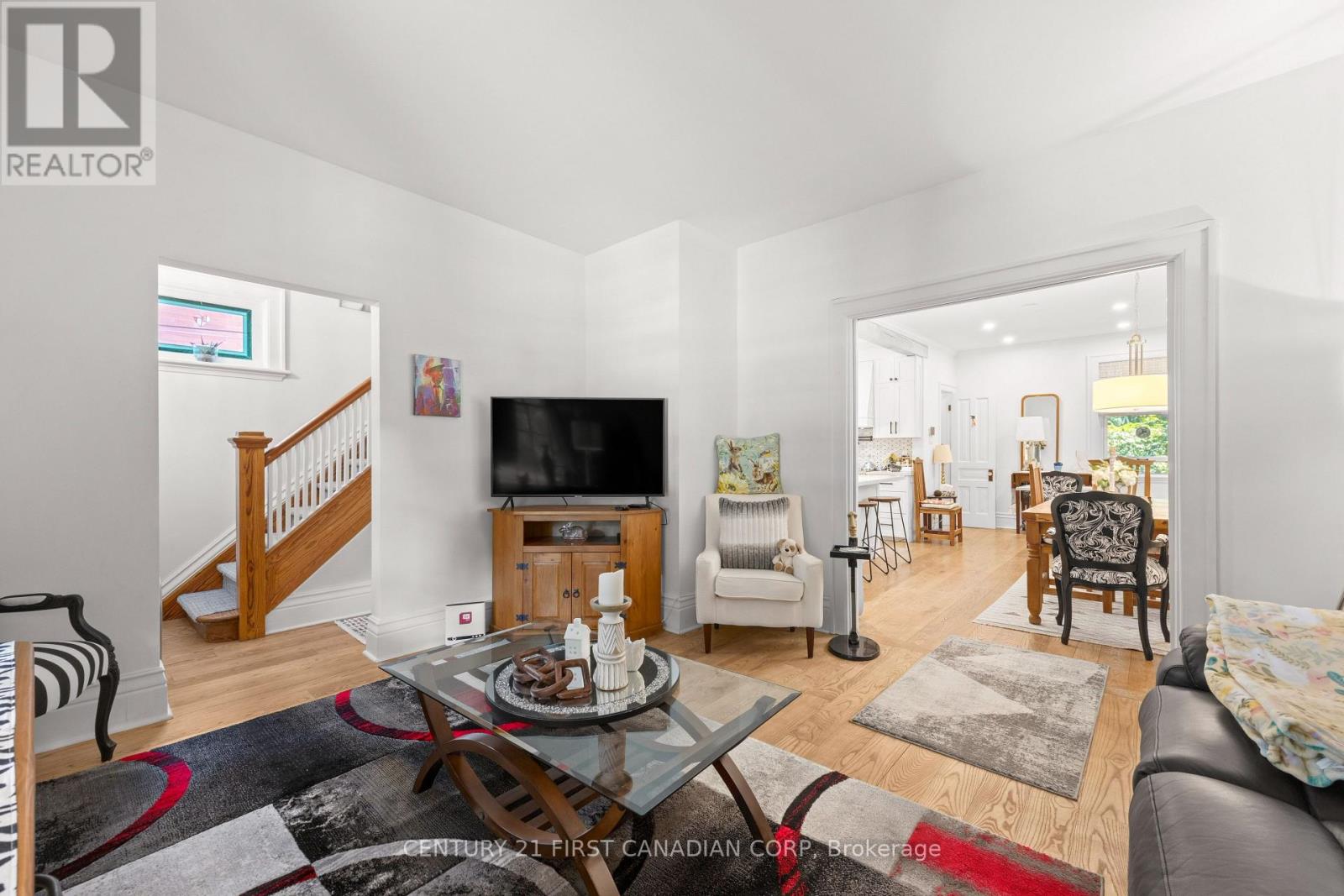 330 CHEAPSIDE STREET - Image 9