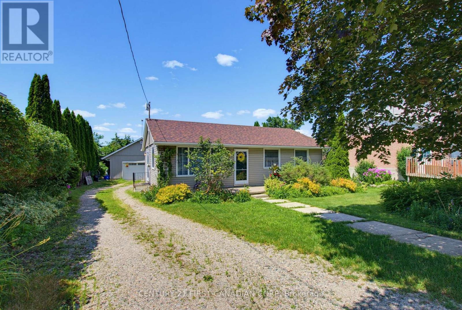 267 KING STREET E - 1