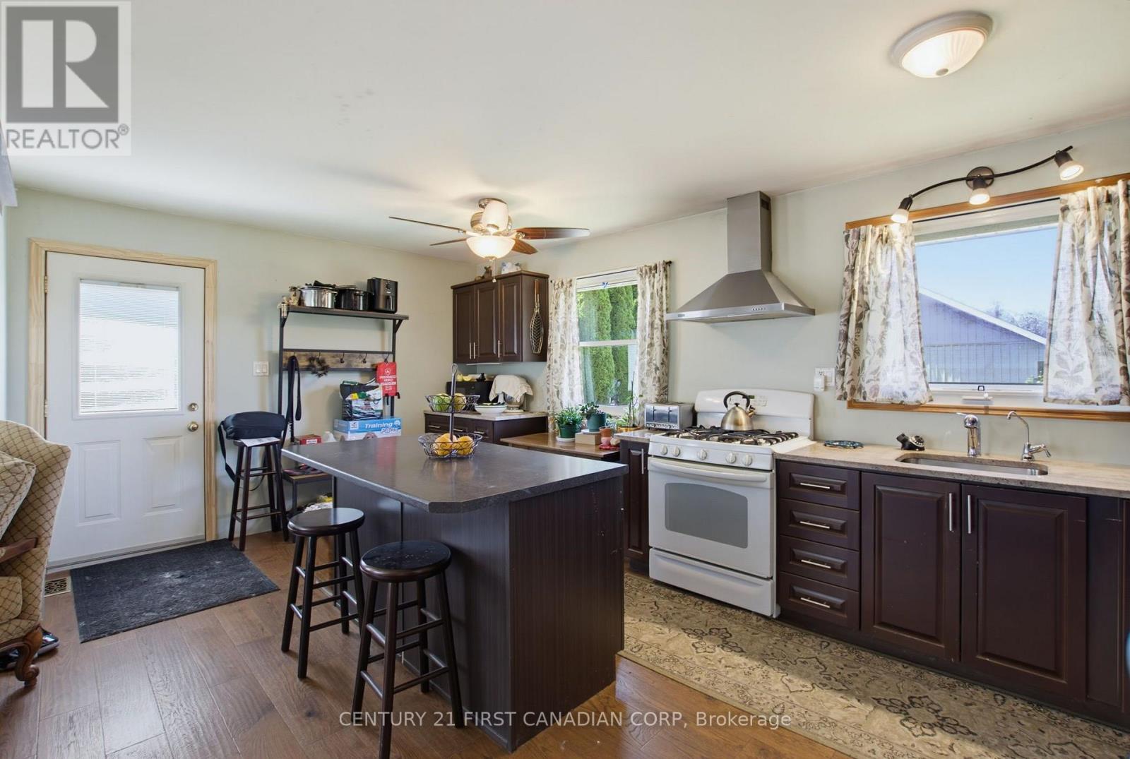 267 KING STREET E - Image 11