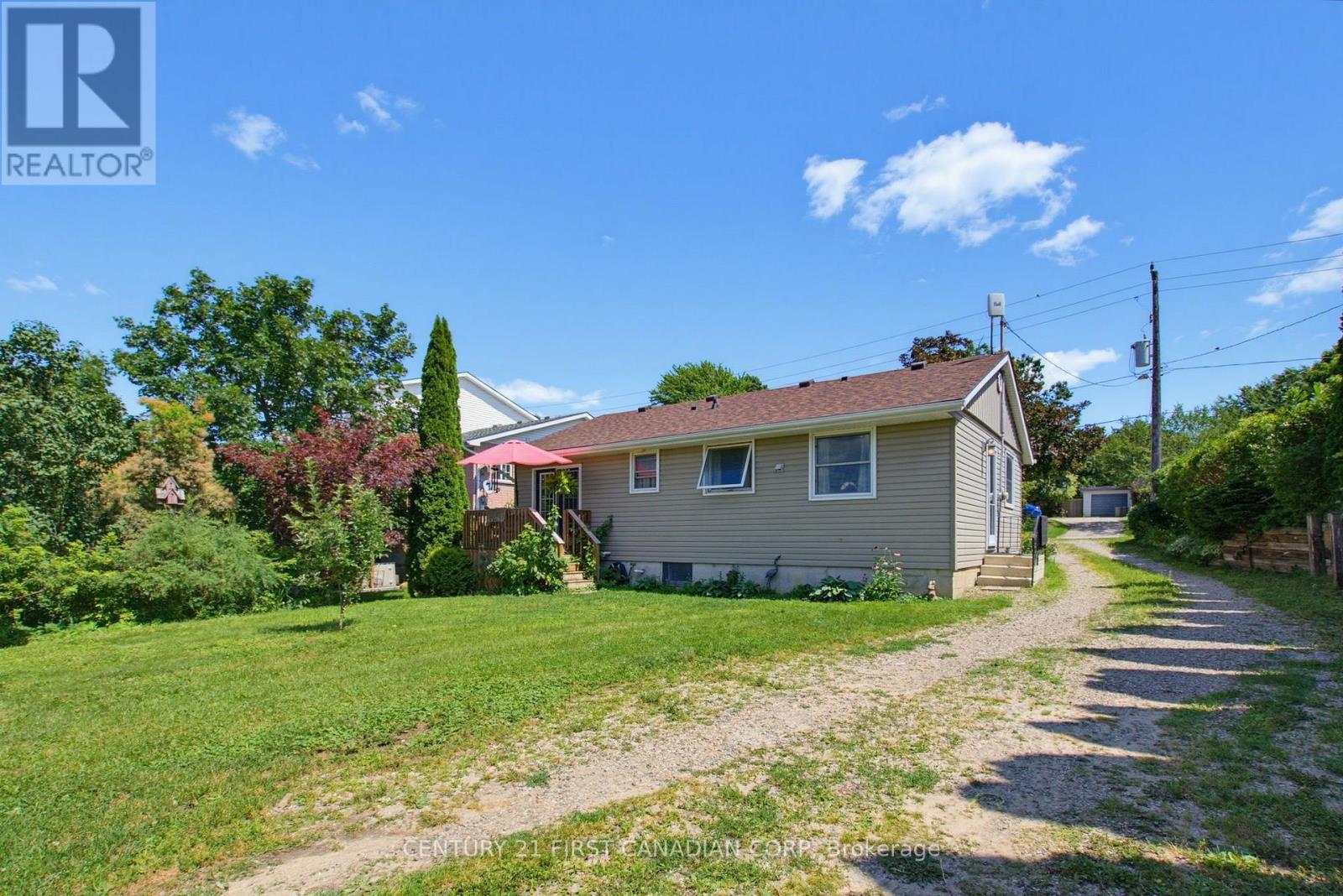 267 KING STREET E - Image 32