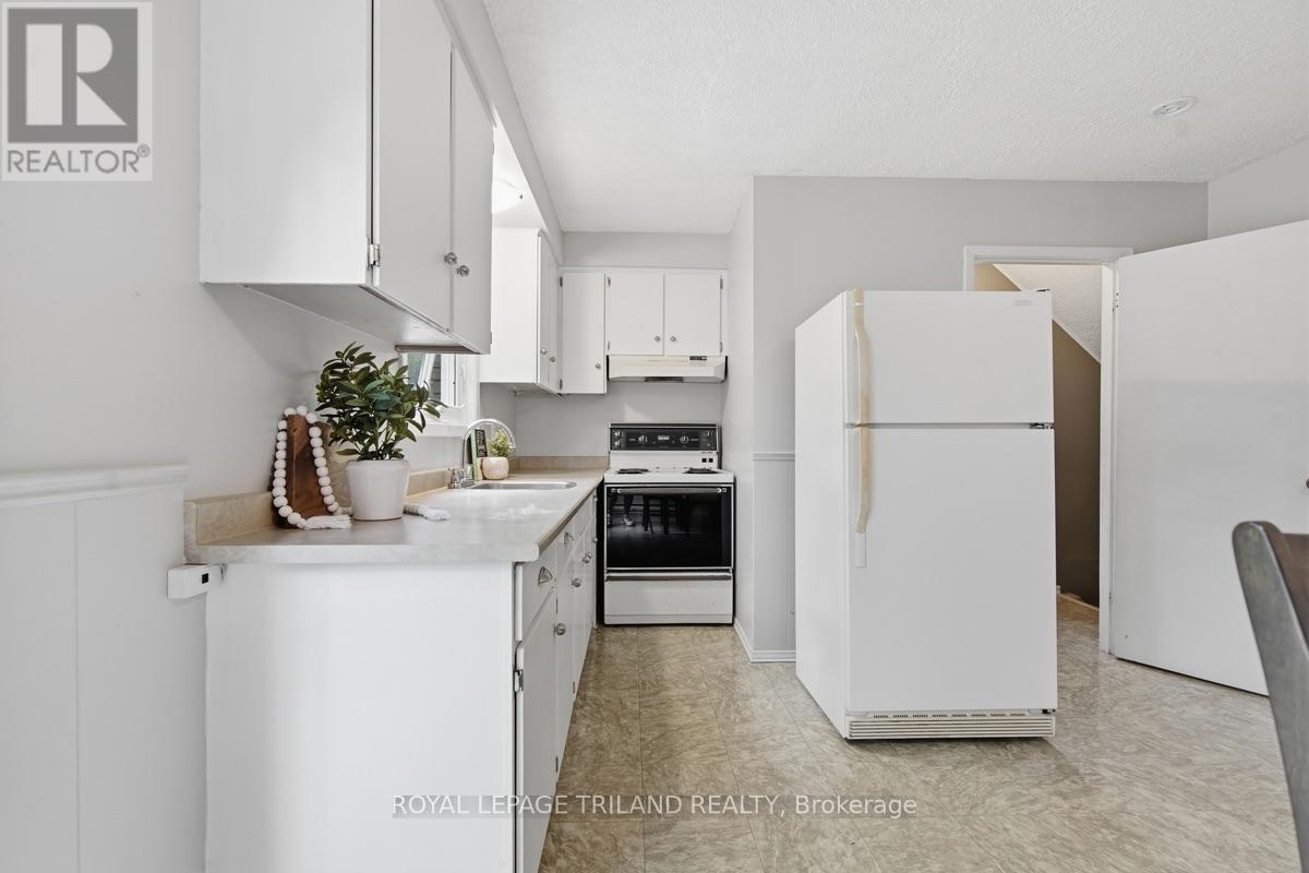 59 KINTAIL CRESCENT - 12