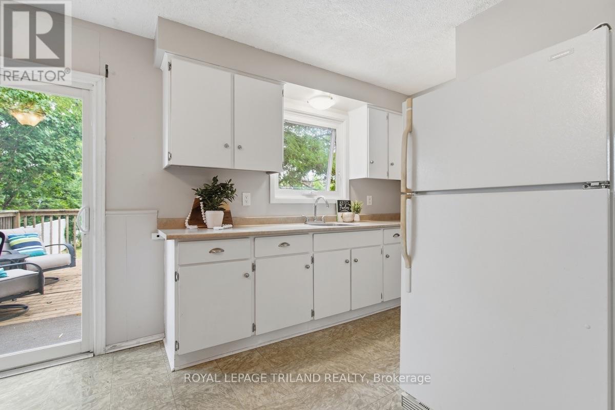 59 KINTAIL CRESCENT - 13