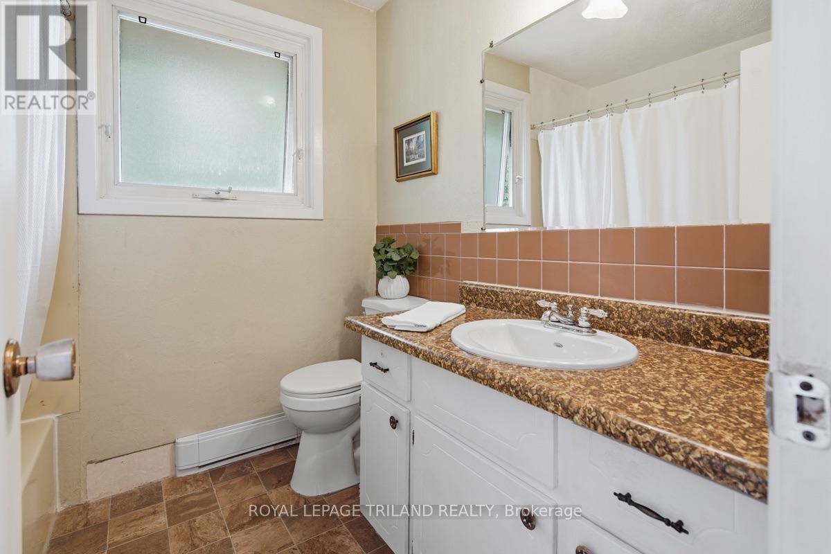 59 KINTAIL CRESCENT - 21