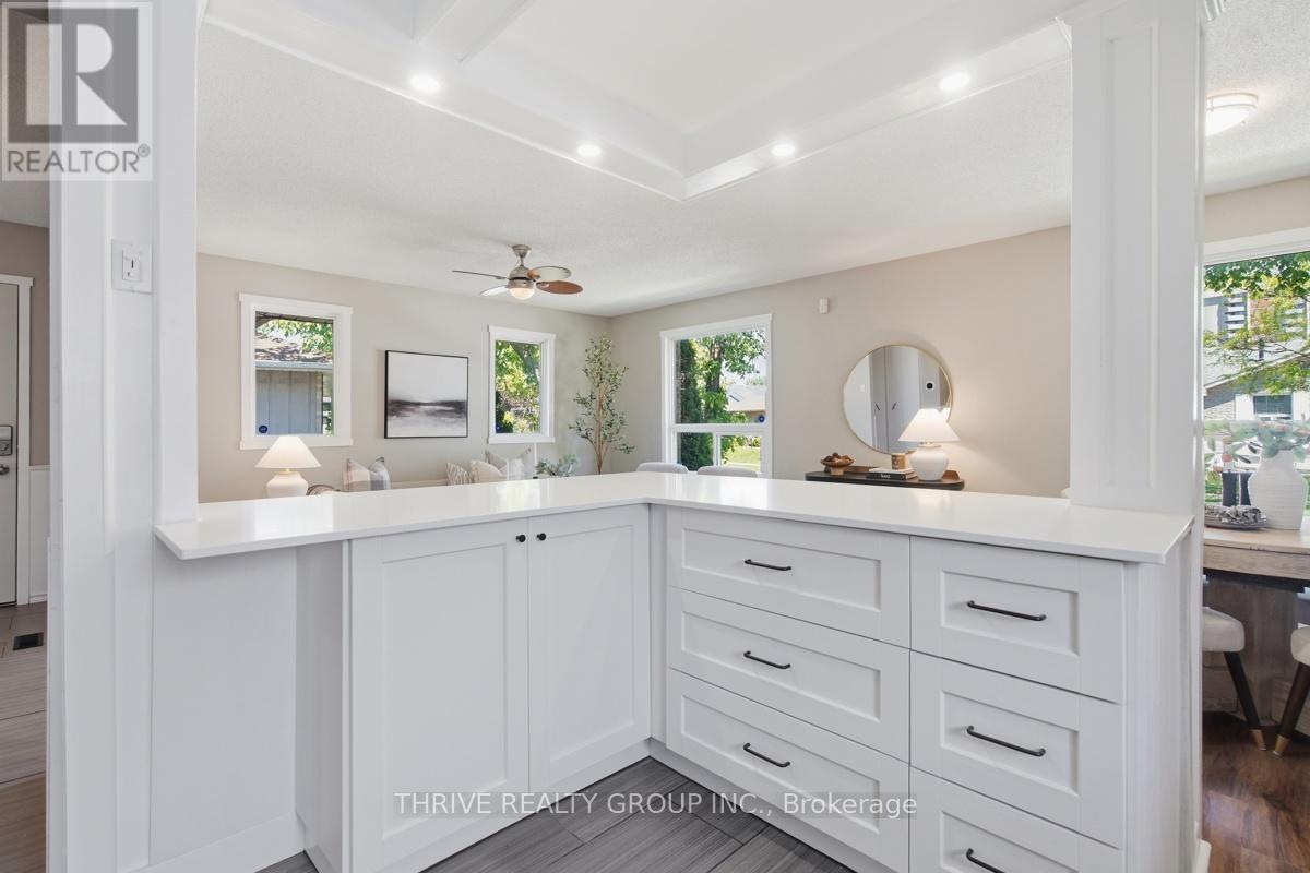 15 RENNY CRESCENT - Image 15