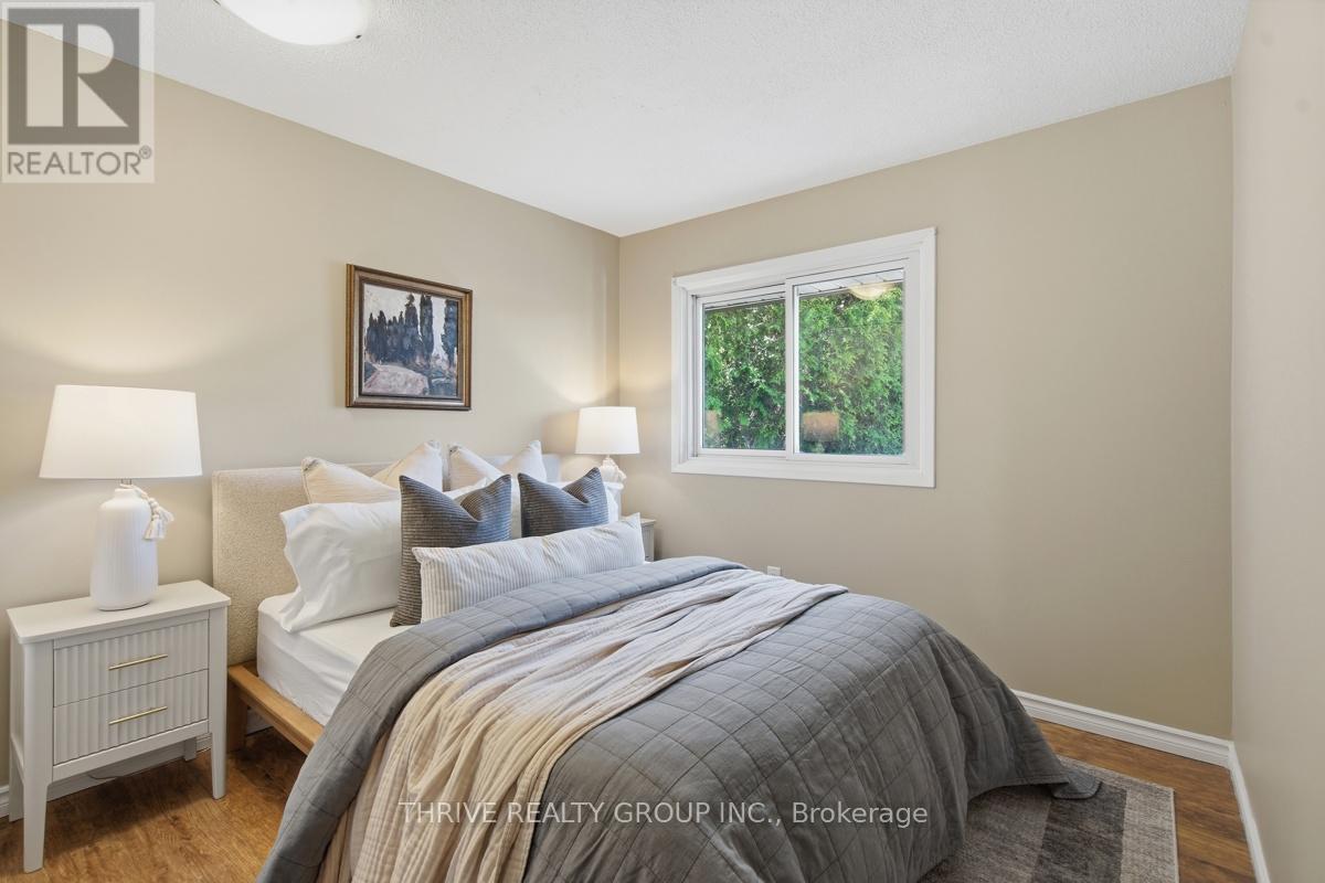 15 RENNY CRESCENT - Image 18