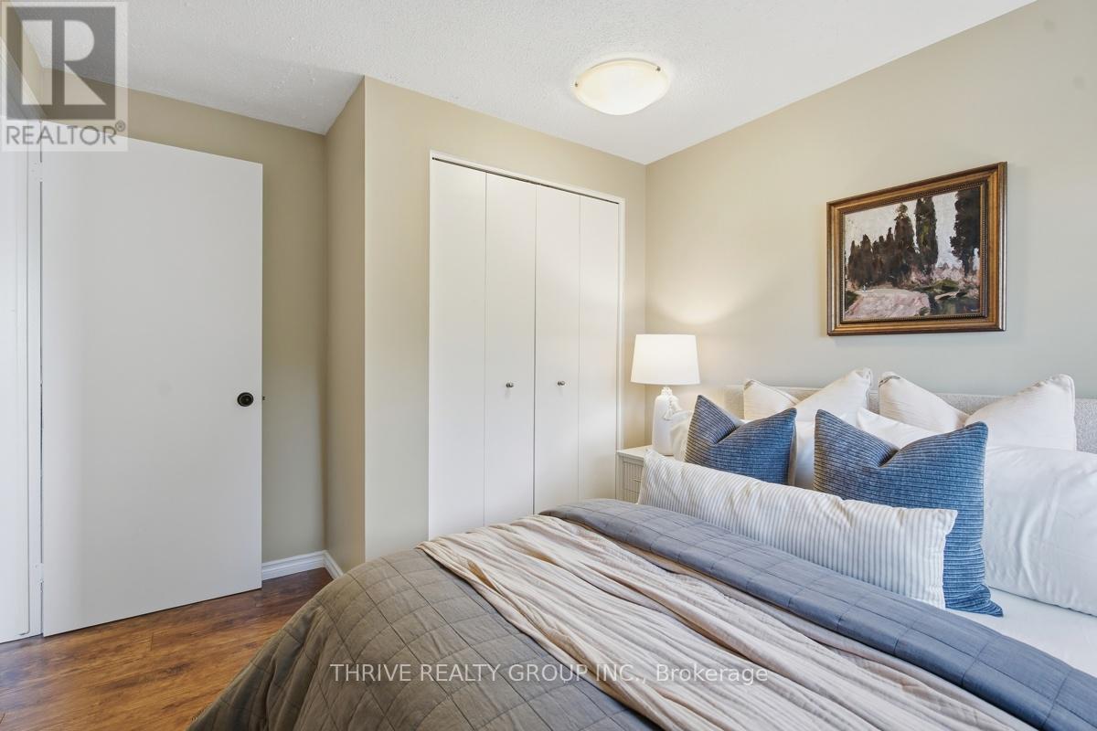 15 RENNY CRESCENT - Image 19