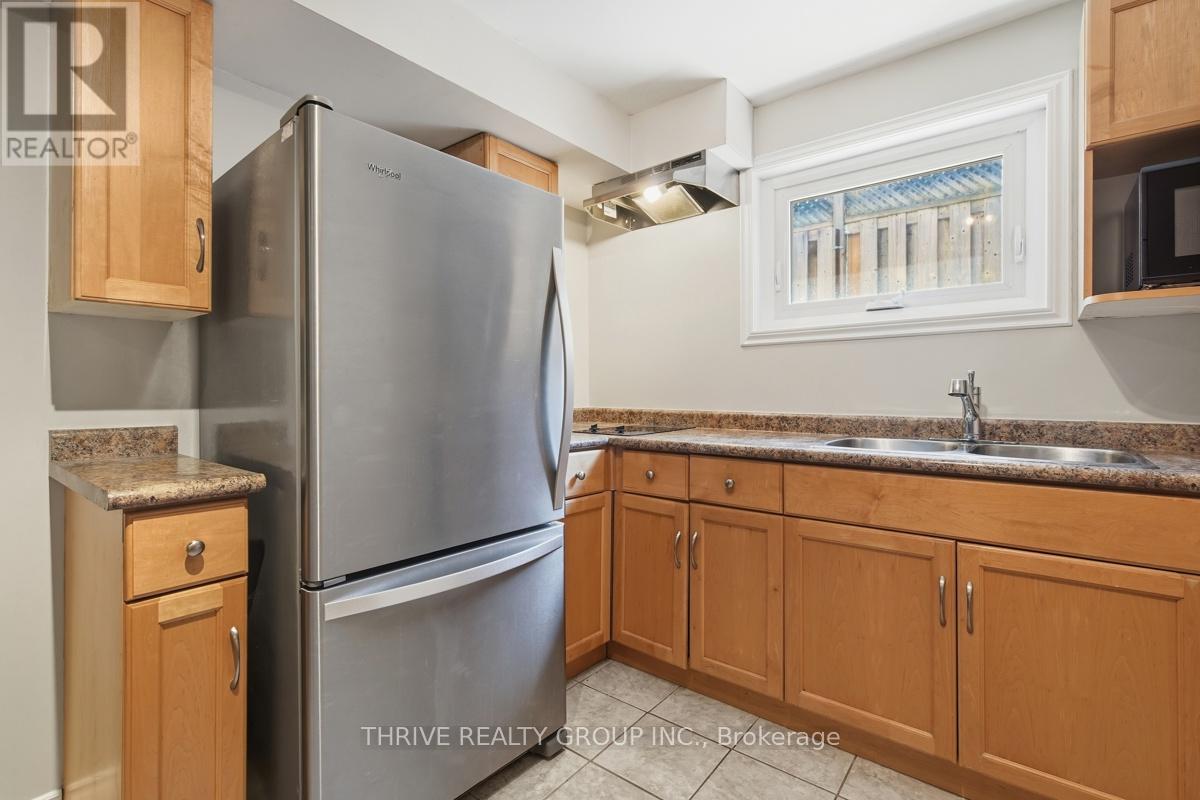15 RENNY CRESCENT - 29